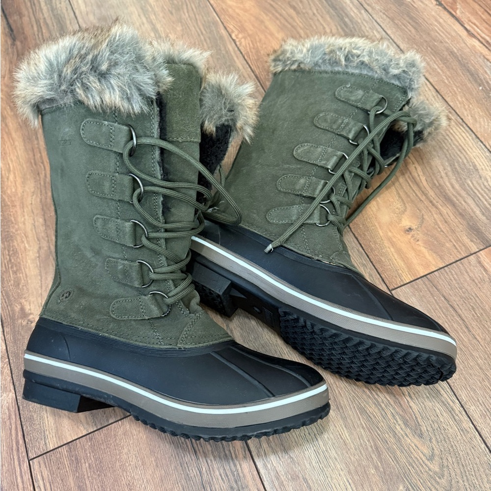 Northside olive green boots 8